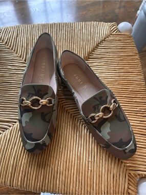 Gianni Bini Olive Green Camo Loafers with Gold Chain Detail